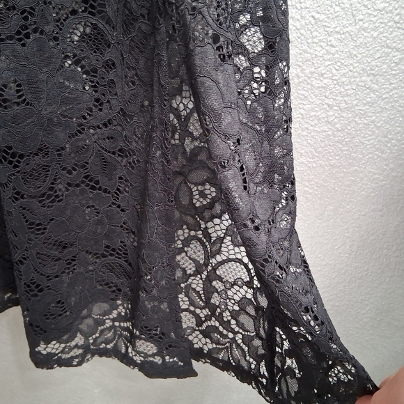 NWOT Black Floral Lace Dress - Picture 4 of 8